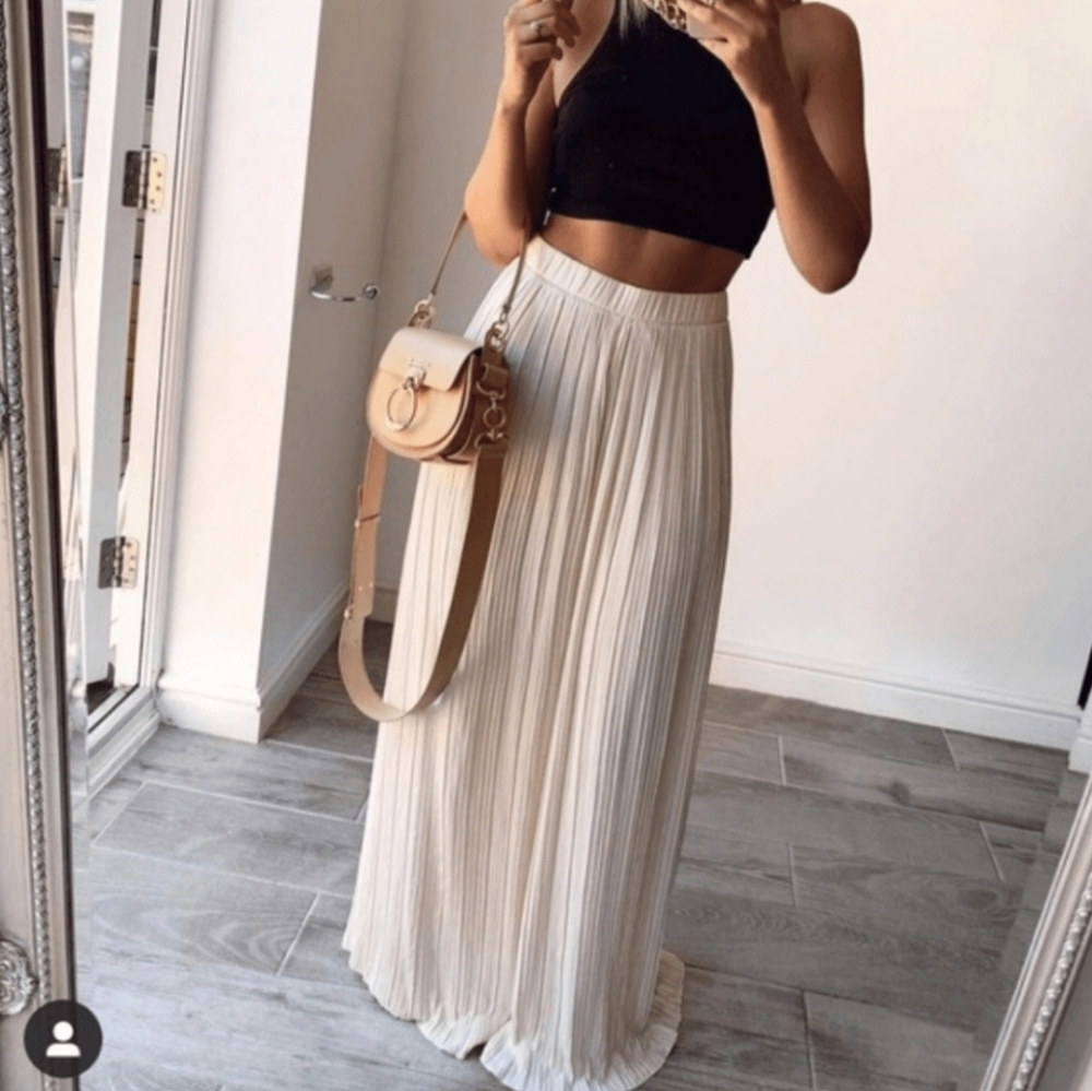 {ZARA} Women's Flowing Pleated Palazzo Trousers Wide Leg - Size Large